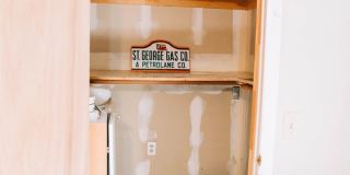 SMALL DOG FRIENDLY!!!  Meadow Street House Gallery 37