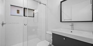 1041 W Lakewood Road, West Palm Beach, FL 33405 1041 W Lakewood Road, West Palm Beach, FL 33405 Gallery 20