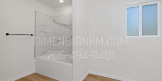 Fully Fenced  4 Bed 3 Baths Newer Construction Home Gallery 28
