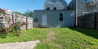 500 E Ormsby Ave Gallery 19