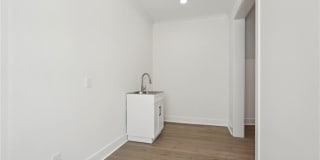 10365 Waters Road Gallery 64