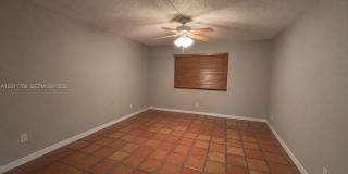 286 Racquet Club Rd Gallery 7