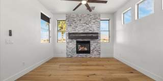 6332 Peggotty Avenue Gallery 16