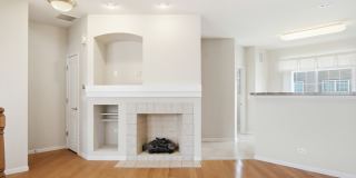 228 STATION PARK Circle Gallery 6