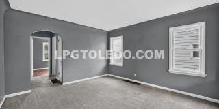3540 Bellevue Rd. Gallery 7