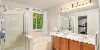 Beautiful 4 Bed, 3.5 Bath Home in Grant Ranch Neighborhood! Gallery 16