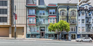 1060 PINE Apartments Gallery 1