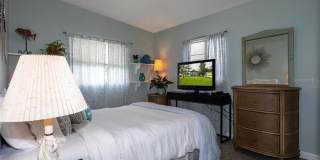 3020 Oxford Street Gallery 4