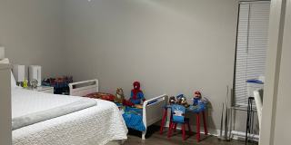 419 Southwest 4th Street Gallery 17