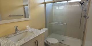 Hollywood Luxury 2 Bed Condo! Gallery 42