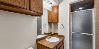 208 Hudson Pl Gallery 21