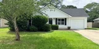 Three Bedroom Home Close to Freedom Park Gallery 1
