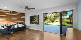 2225 SW Creekside Drive Gallery 34