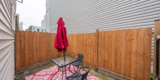 2205 Emerald Street Gallery 1