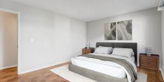 Laurel Crossing Apartment Homes Gallery 8