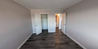 Oxford House Gallery 8