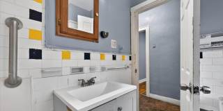 $1550 4 bedroom Gallery 16