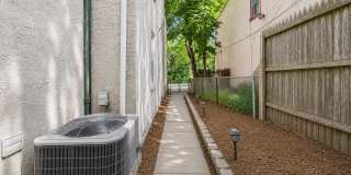 AUGUST 1 Beautiful 3 bedroom 1 bath house - private yard - ample parking quiet street Gallery 11