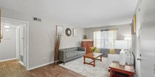 Maplewood Pointe Gallery 1