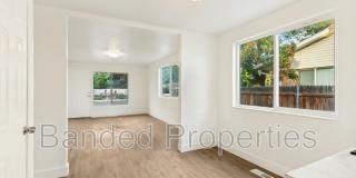 802 East Redmaple Road Gallery 1
