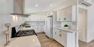 20641 Archwood Street Gallery 2