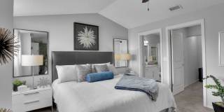 St. Tropez Gallery 60