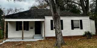 Quaint 3 Bedroom 2 Bath House in West Fondren Gallery 1