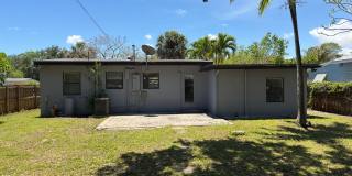 1325 Northwest 11th Court Gallery 19