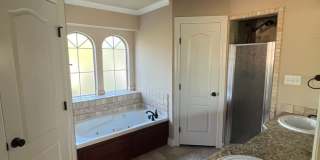 Close to Barksdale Air Force Base... Gated Community with Community Pool.. Gallery 12