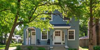 Beautiful 3BR house- perfect roommate set up! 1/2 price security deposit with qualified application Gallery 1