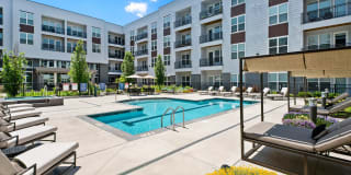 Everleigh Vernon Hills 55+ Active Adult Apartment Homes Gallery 3