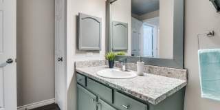 Bluffs at Vista Ridge Apartments Gallery 8