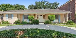 517 BEVERLY GARDEN Drive Gallery 1