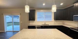 Beautiful Newer Built 3-Bedroom, 2 bath Home in Meadows at West Highlands Gallery 8