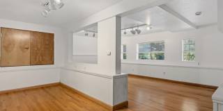 930 Valley View Drive Gallery 15