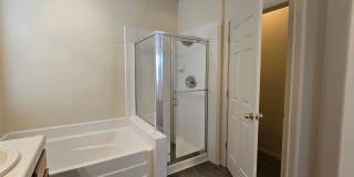 Beautiful South Reno Home in Gated Community Gallery 32