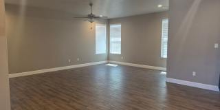 Beautiful 3 Bedroom 2 Bathroom home Gallery 17