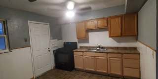 Charming 3-Bedroom Property in Prime Location Gallery 19