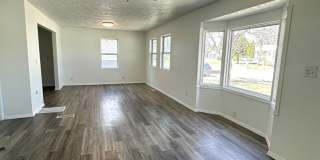 Spacious 4 Bed Home Near Bass Pro with Detached Garage  Fenced Yard Gallery 7