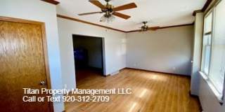 1408 Oshkosh Avenue Gallery 3