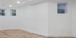 5430 South University Avenue Gallery 5