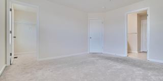 8016 BLUE STREAM Drive Gallery 17
