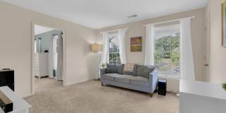 7707 LAKE GLEN Drive Gallery 24