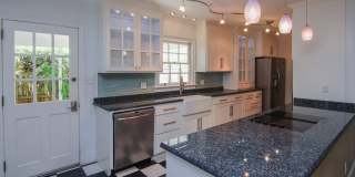1207 Pine Avenue Gallery 22