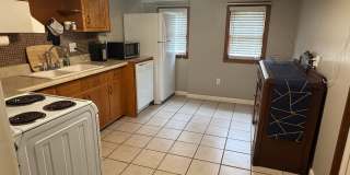 2 Bedroom 1 Bath Duplex Located in Kingsport, TN 2 Bedroom 1 Bath Duplex Located in Kingsport, TN Gallery 9