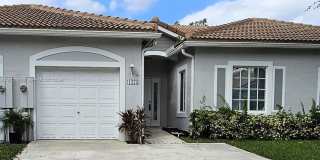 1275 SW 48th Ter Gallery 1