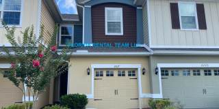 3/2.5 Townhome near Orlando Airport Gallery 1