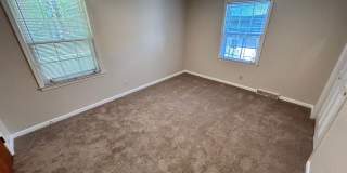 3 Bedroom, 2 Bathroom Brick Home Gallery 11