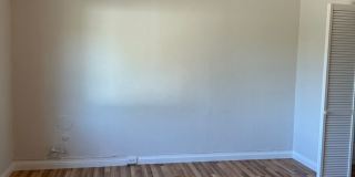 1131 Pine St. Gallery 16