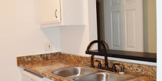 Hillside Village Apartments Gallery 7